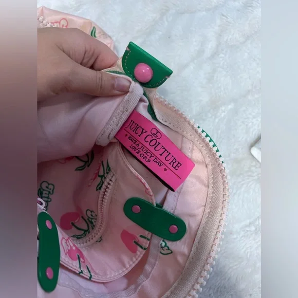 Rare Juicy Couture Cherry bag - Picture 9 of 12